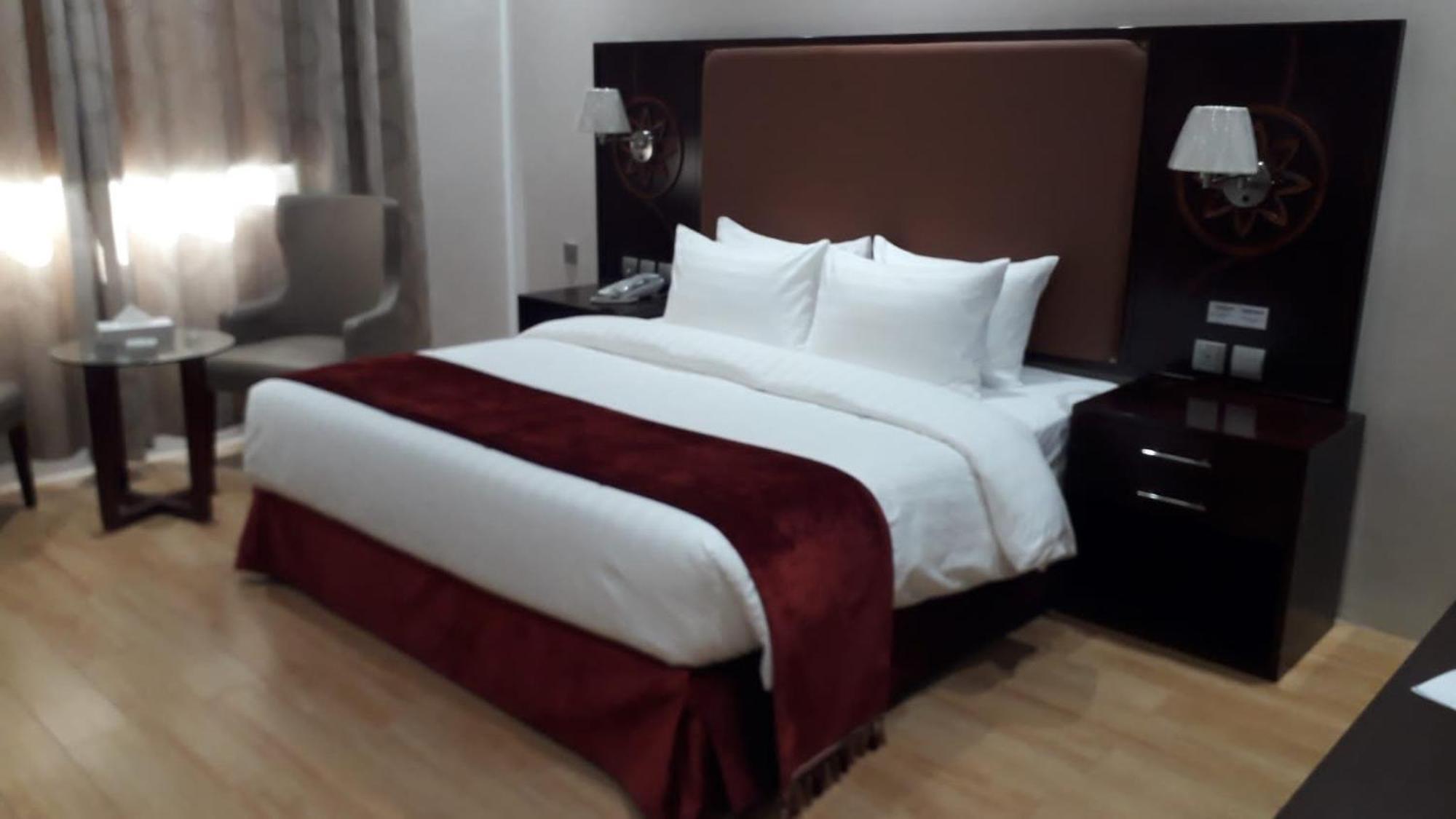 Palm Готель 3*